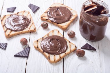 somun nuga krem sandviç