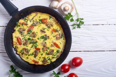 mantarlı omlet