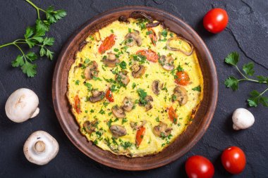 mantarlı omlet
