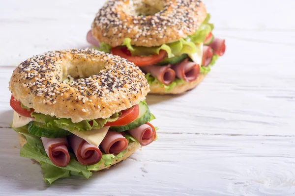 Bagels with ham — Stock Photo, Image