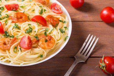 spagetti karides ile