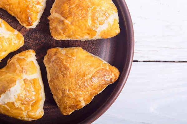 Puf böreği samosa fırından yeni çıkmış