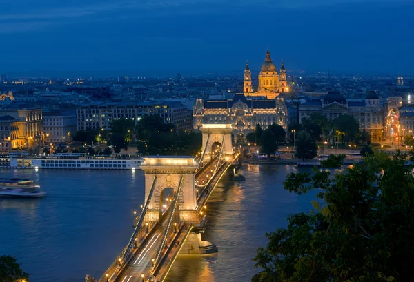 Budapest nacht bovenaanzicht — Stockfoto