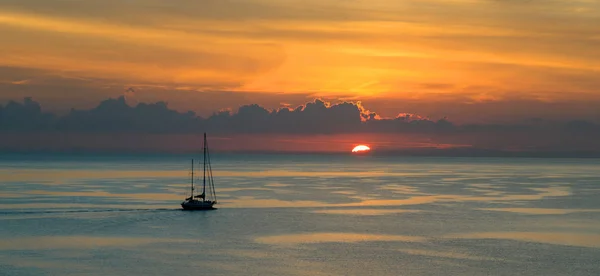 Seascape panoramiczne z jachtu — Zdjęcie stockowe