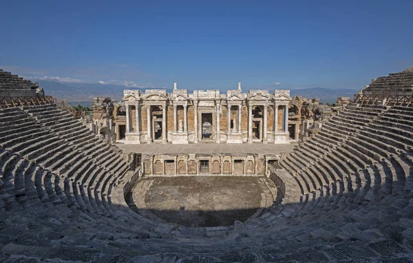 Ancient theatre in Hierapolis, Pamukkale — Stock Photo, Image