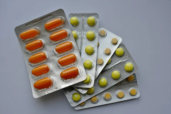 Pills - yellow and orange — Stock Photo, Image