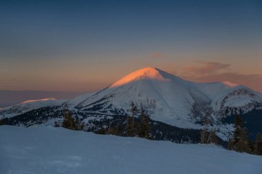 Işıklı Dağı en iyi _ kış