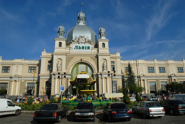 Estación central de tren de Lviv — Foto de Stock