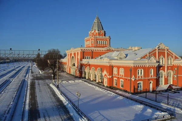 Железнодорожный вокзал Чернигова (или Чернигова) ) — стоковое фото