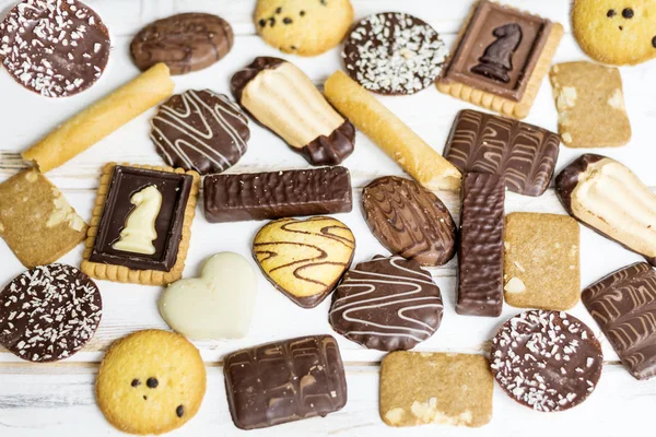Sacco Biscotti Cioccolato Sul Tavolo Legno Bianco — Foto Stock
