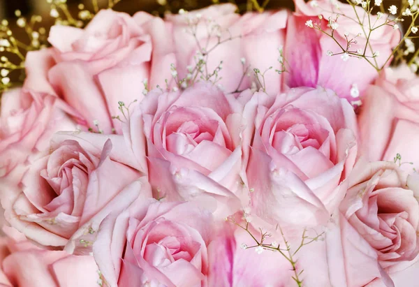 Hermoso Ramo Rosas Rosadas Sobre Fondo Mesa — Foto de Stock