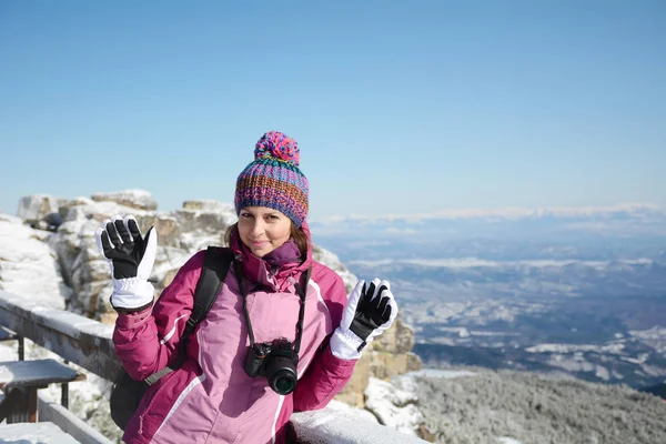 Woman High Snowy Mountain Photo Camera Winter Vacation Concept Photographer — Stock Photo, Image