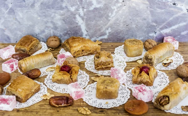 Tradiční Turecký Dezert Baklava Vlašskými Ořechy — Stock fotografie