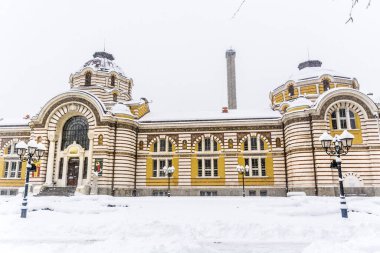 SOFIA, BULGARIA - 15 Aralık: Sofya Kamu Mineral Hamamları Kış Gününde 