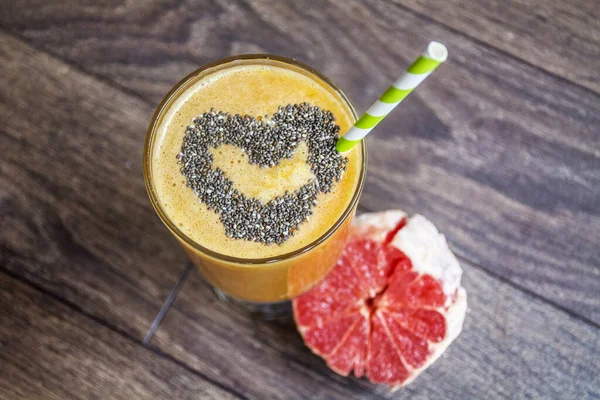 Orangen Smoothie Saft Mit Apfel Und Orangen Und Chia Kernen — Stockfoto