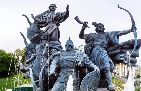 Kiev Ukraine June 2019 Fountain Statues Legendary Brothers Kyi Schek — 스톡 사진