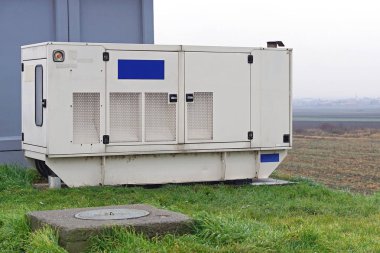 Acil elektrik jeneratör