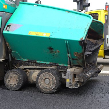 Asphating yol makine