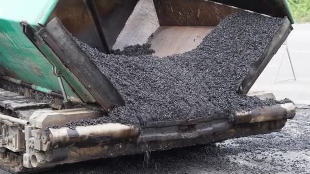 Construcción de maquinaria de asfalto — Vídeo de stock