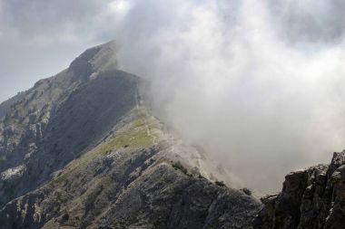 Sarp bir dağ tarafı