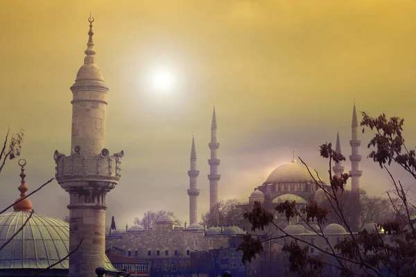 Сонце Сідає Поруч Вражає Мечеть Suleymaniye Один Найвідоміших Архітектурними Досягненнями — стокове фото