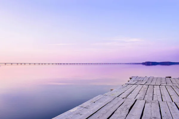 Muelle Fondo Del Mar Con Una Superficie Brillante Que Refleja — Foto de Stock