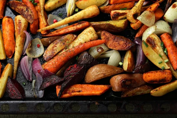 Pohled shora pečená zelenina — Stock fotografie