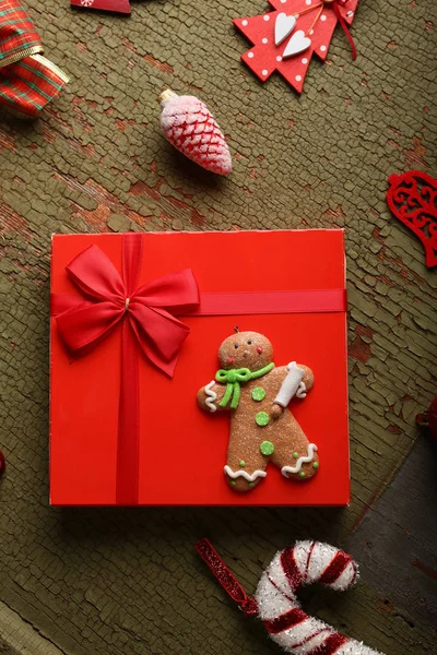 Gift box and christmas decorations — Stock Photo, Image