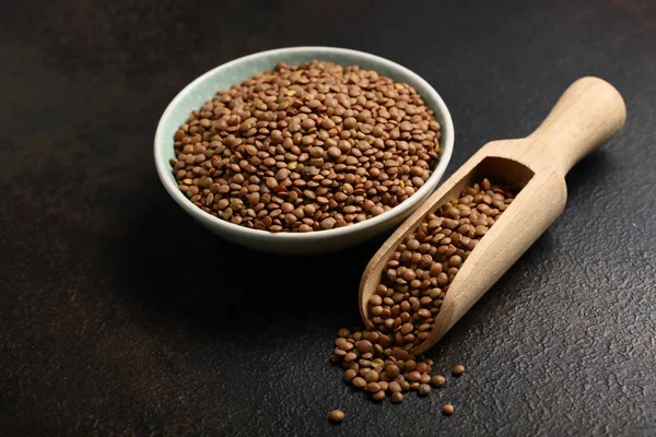 Raw green lentils — Stock Photo, Image