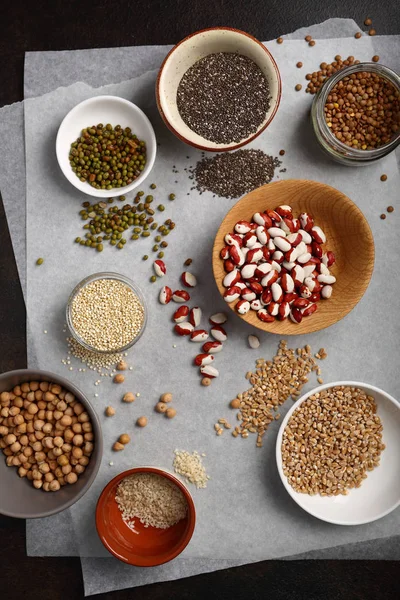Supernahrung Getreide und Bohnen oben — Stockfoto