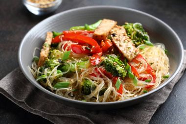 Cam stir fry etli erişte