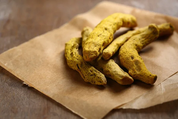 Organic turmeric roots — Stock Photo, Image