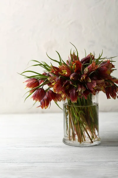 Frühlingsblumenstrauß — Stockfoto