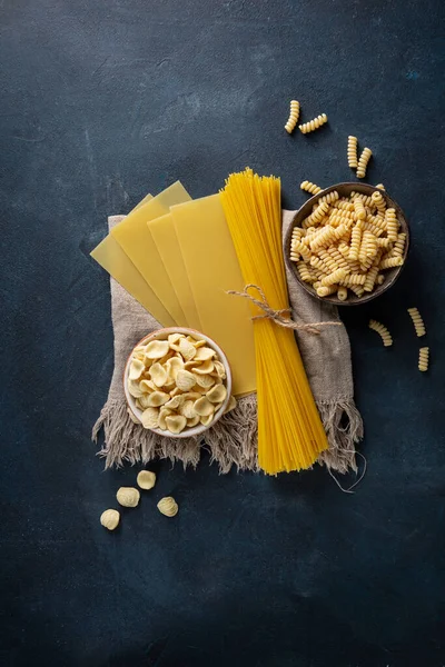 Raw Olika Italienska Pasta Ovanifrån — Stockfoto