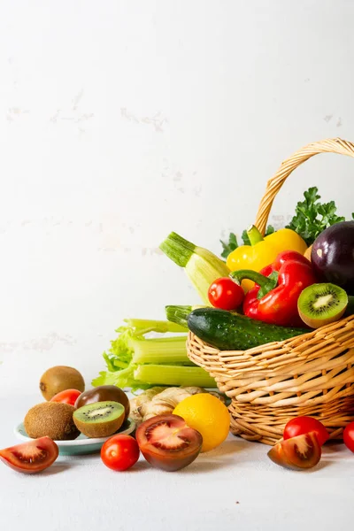 Comida Fresca Cesta Concepto Comida Saludable — Foto de Stock