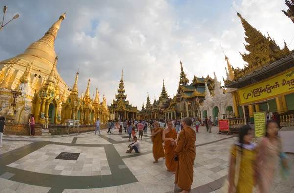 Shwedagon Pagoda, Yangon, Myanmar — Stock fotografie