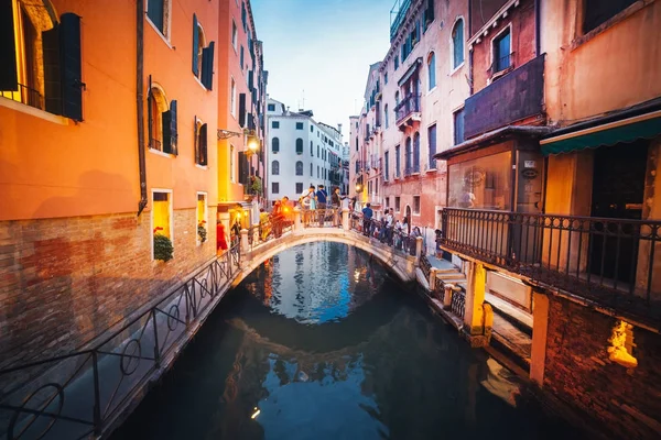 Italia, Venecia, Venecia, noche de arquitectura paisajística — Foto de Stock