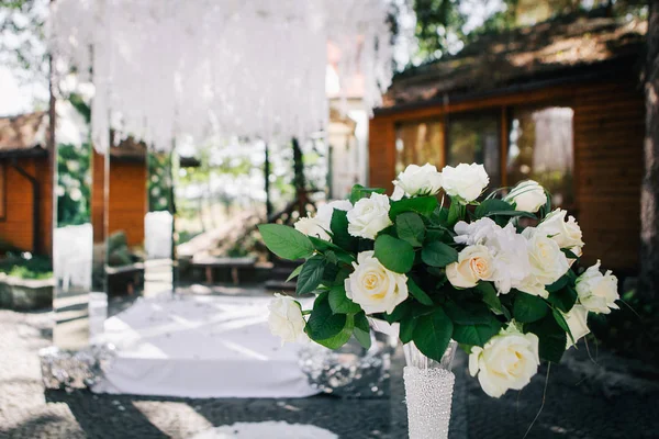 Wedding decoration, the background is blurred — Stock Photo, Image