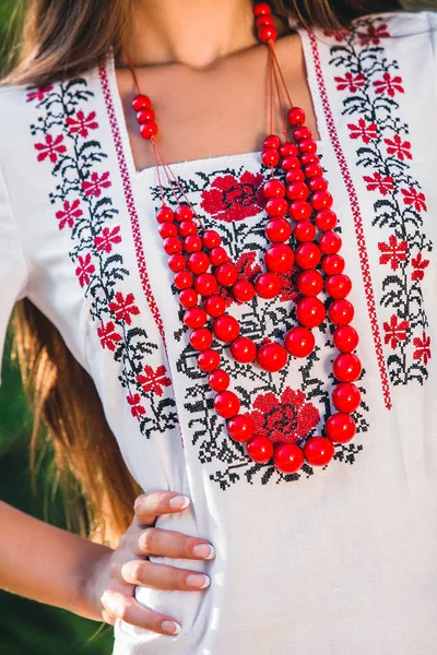 White Embroidered Handmade Shirt Patterns Poppies Women — Stock Photo, Image