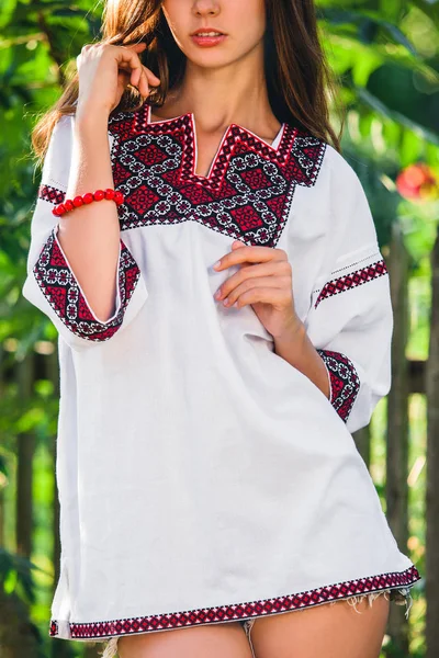 Embroidered Shirt Neckline Patterns Red Black Threads Girls — Stock Photo, Image