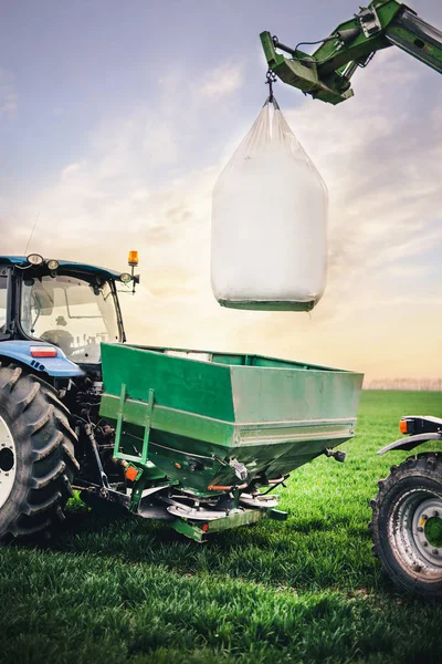 Special Machines Transport Bags Fertilizer Tractor Further Work Field Spring — Stock Photo, Image