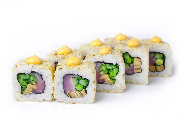 Sushi Met Kruiden Rijst Een Witte Achtergrond — Stockfoto