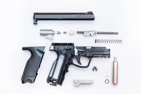Smontaggio Una Pistola Gas Vista Dall Alto Sfondo Bianco — Foto Stock