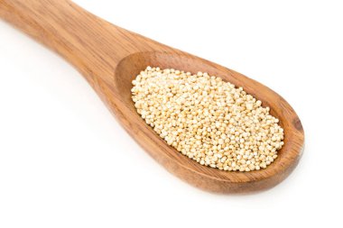 Çiğ, çiğ, tüm quinoa tohum, tahta kaşık