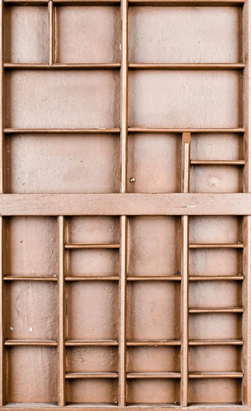 Semi o lettere vuote di legno verniciato marrone o scatola da collezione — Foto Stock