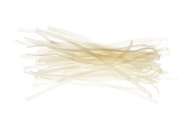 Arkadan aydınlatmalı ham, pişmemiş, Pirinç Noodle izole