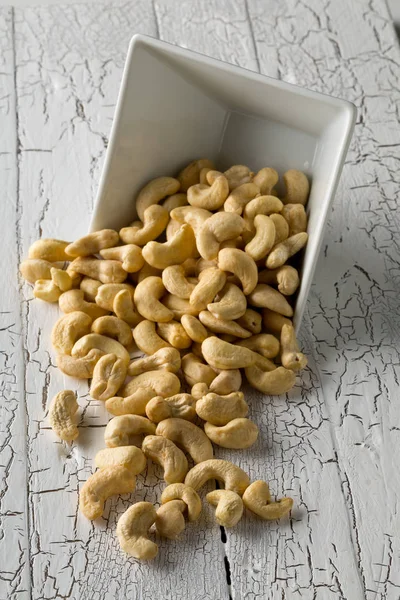 Heap Raw Organic Whole Cashew Nut Kernels White Bowl Rustic — Stock Photo, Image
