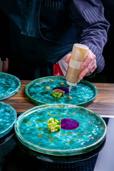 Chef Decorates Salmon Cooked Using Sous Vide Technology Liquid French — Stock Photo, Image