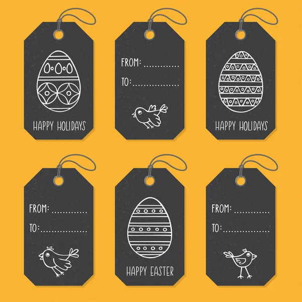 Etiketler şablonları ile elle çizilmiş Paskalya yumurtaları