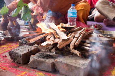 Hindu puja Tapınağı Kathmandu 